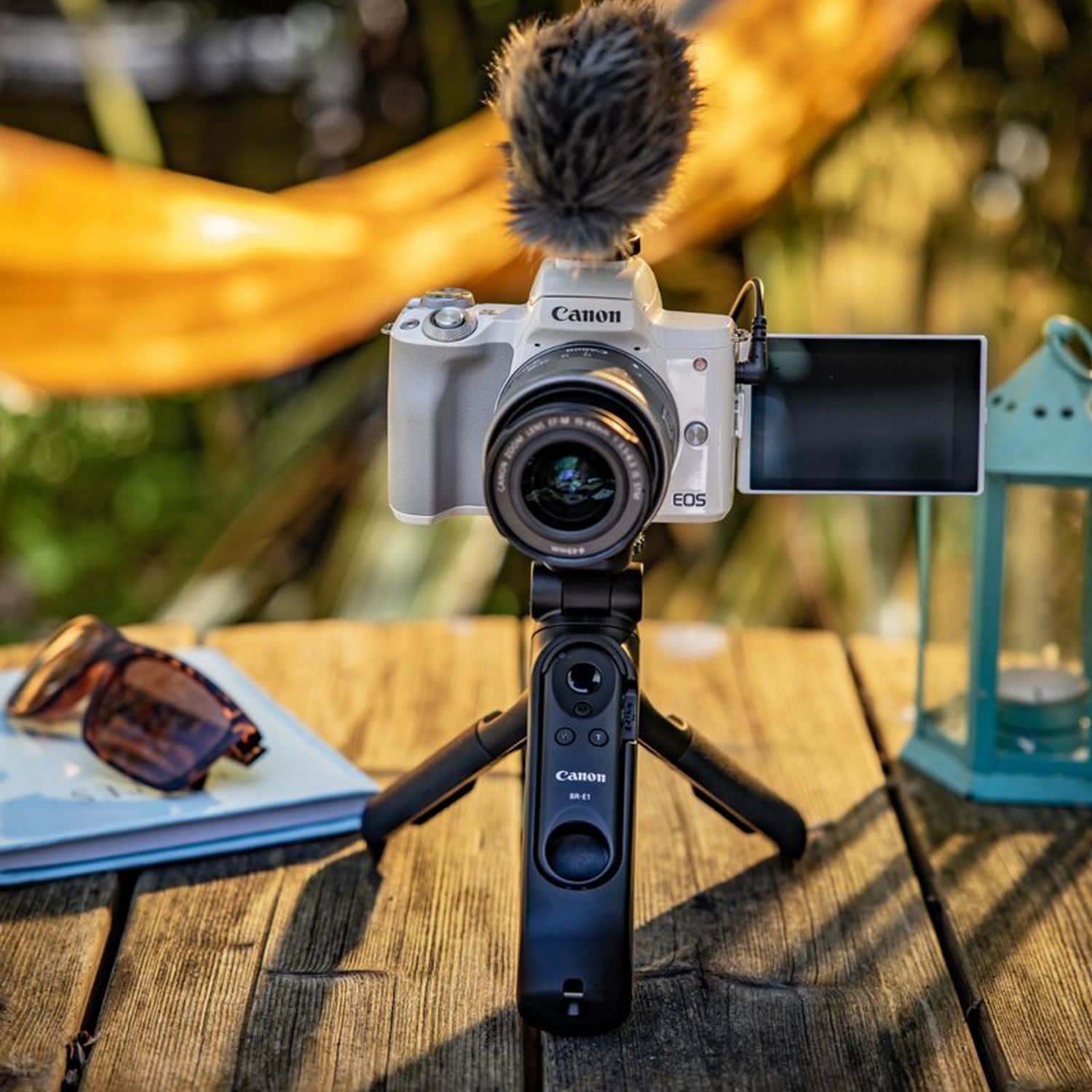 Buy Canon EOS M200 Body Black + EFM 1545mm + EFM 55200mm Lenses